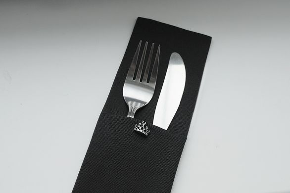 Cutlery holder napkin fold
